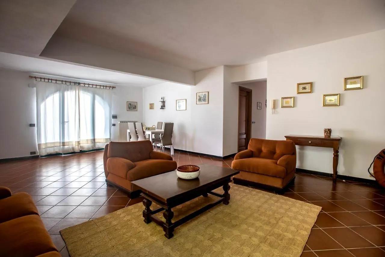 Holiday home 079 - La Villa Storica Il Vigneto 45A, 7 Minuti Dal Mare - Parcheggio Privato Gratis Moneglia